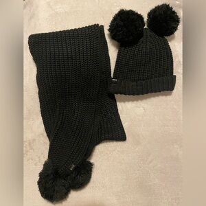 Karl Lagerfeld Hat & Scarf Set Black